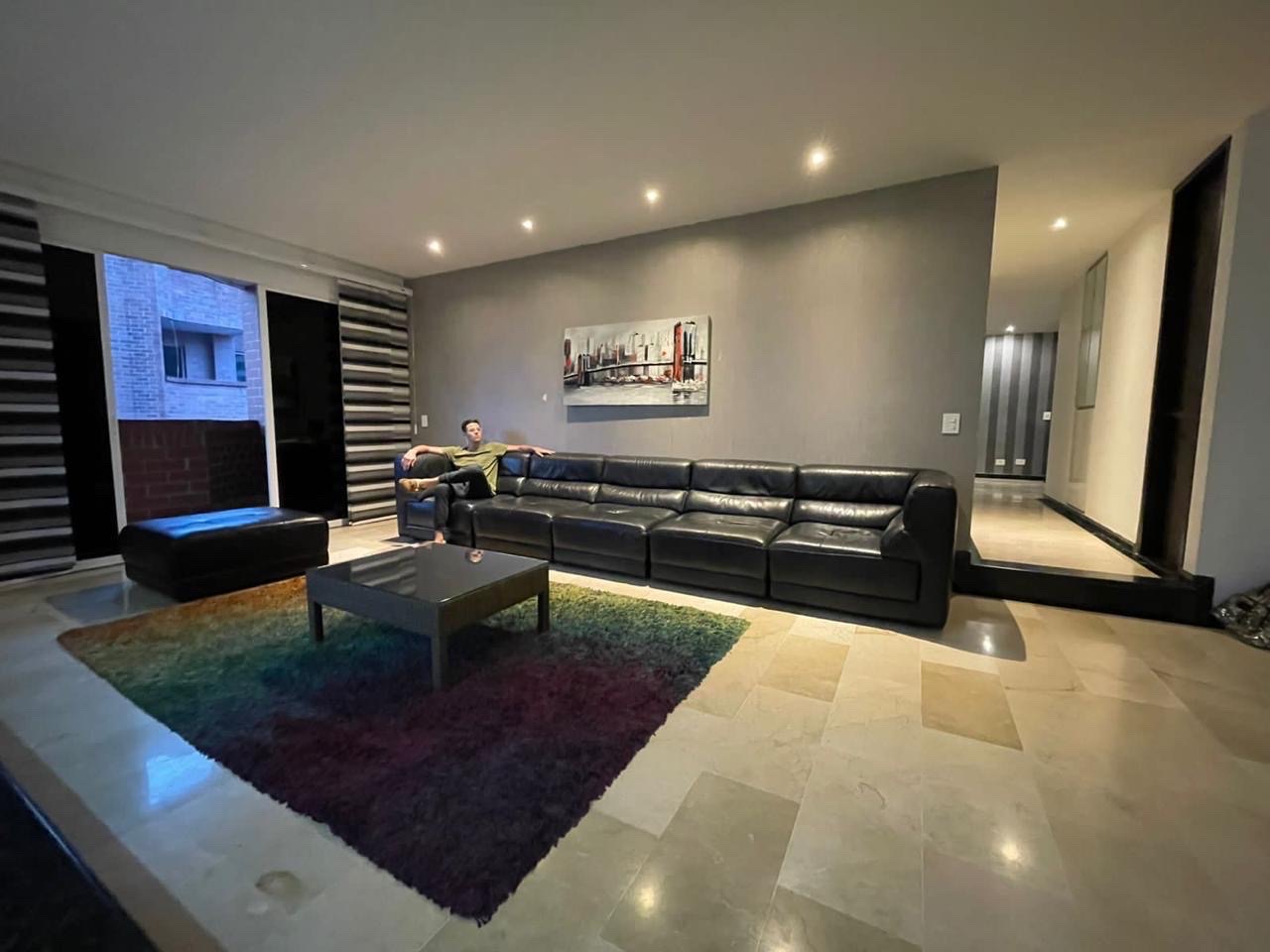 5BR 8BA Apartment for Rent in Los Colores, Antioquia - $15,500,000