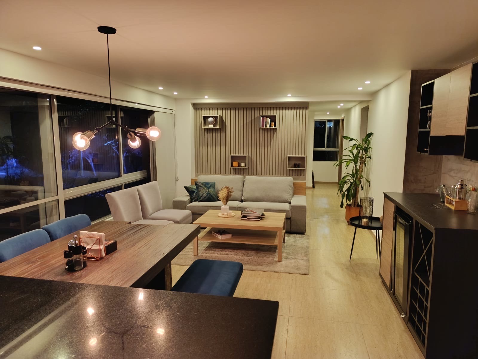 2BR 2BA Apartment for Rent in San Diego, Antioquia - $7,200,000