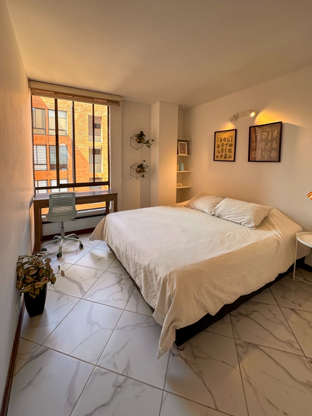 2BR 2BA Apartment for Rent in Manila, Antioquia - $5,000,000