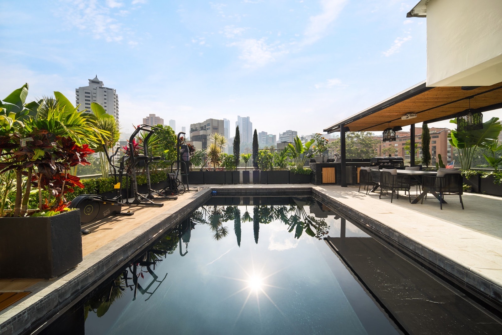 4BR 4.5BA Apartment for Rent in El Diamante II, Antioquia - $28,500,000