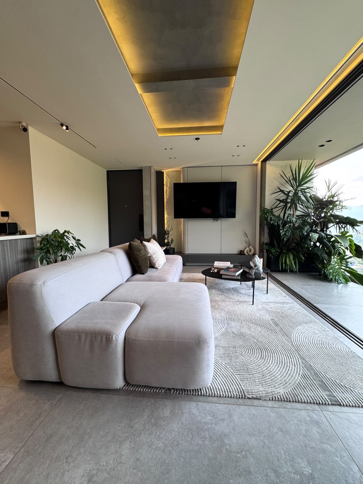 2.5BR 3BA in El Tesoro | Caza de Casa