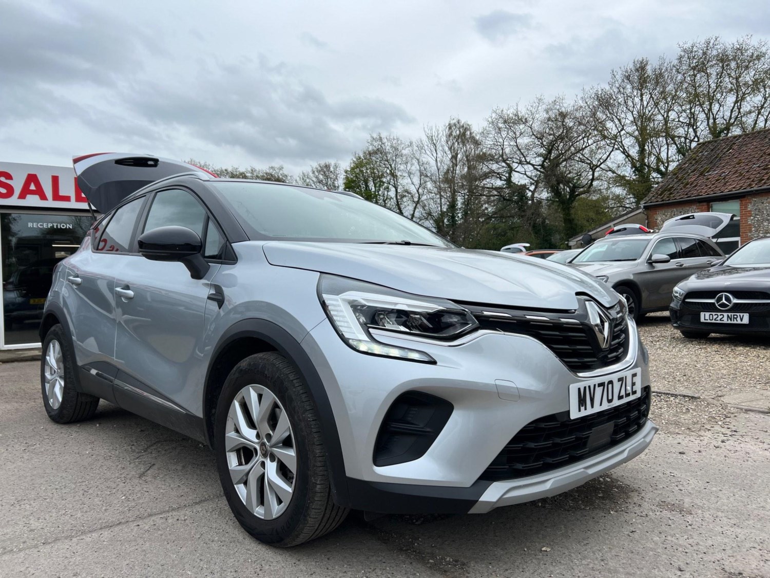 2020 used Renault Captur 1.0 TCe Iconic Euro 6 (s/s) 5dr