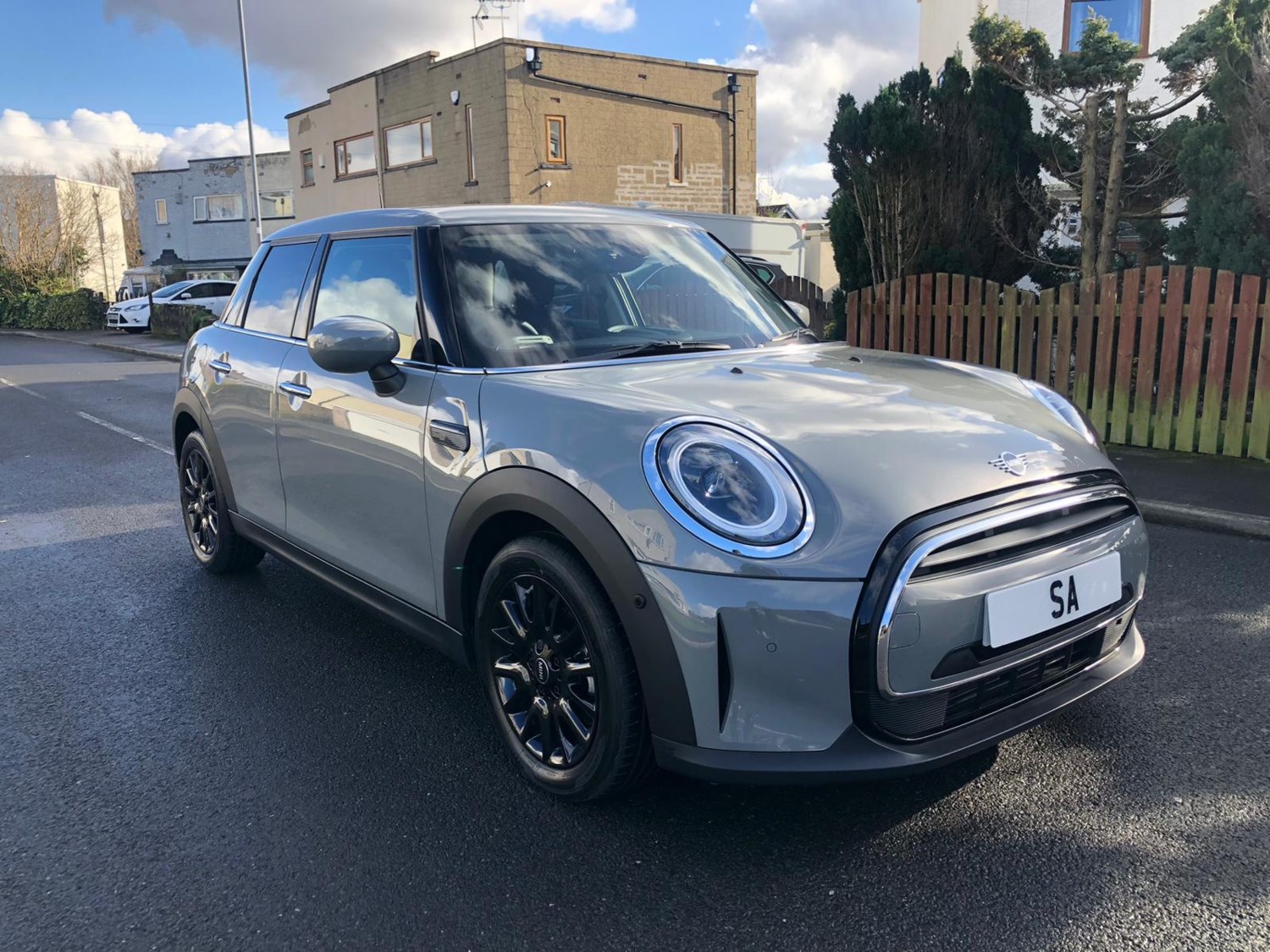 2021 used MINI Hatch 1.5 Cooper Classic 5dr Auto ** CAT S - 71 REG **