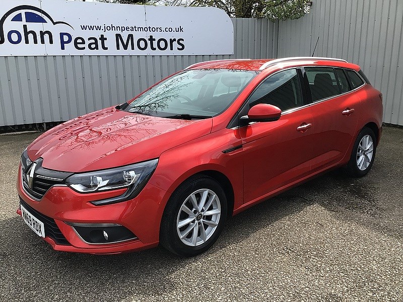 2020 used Renault Megane Blue dCi Play