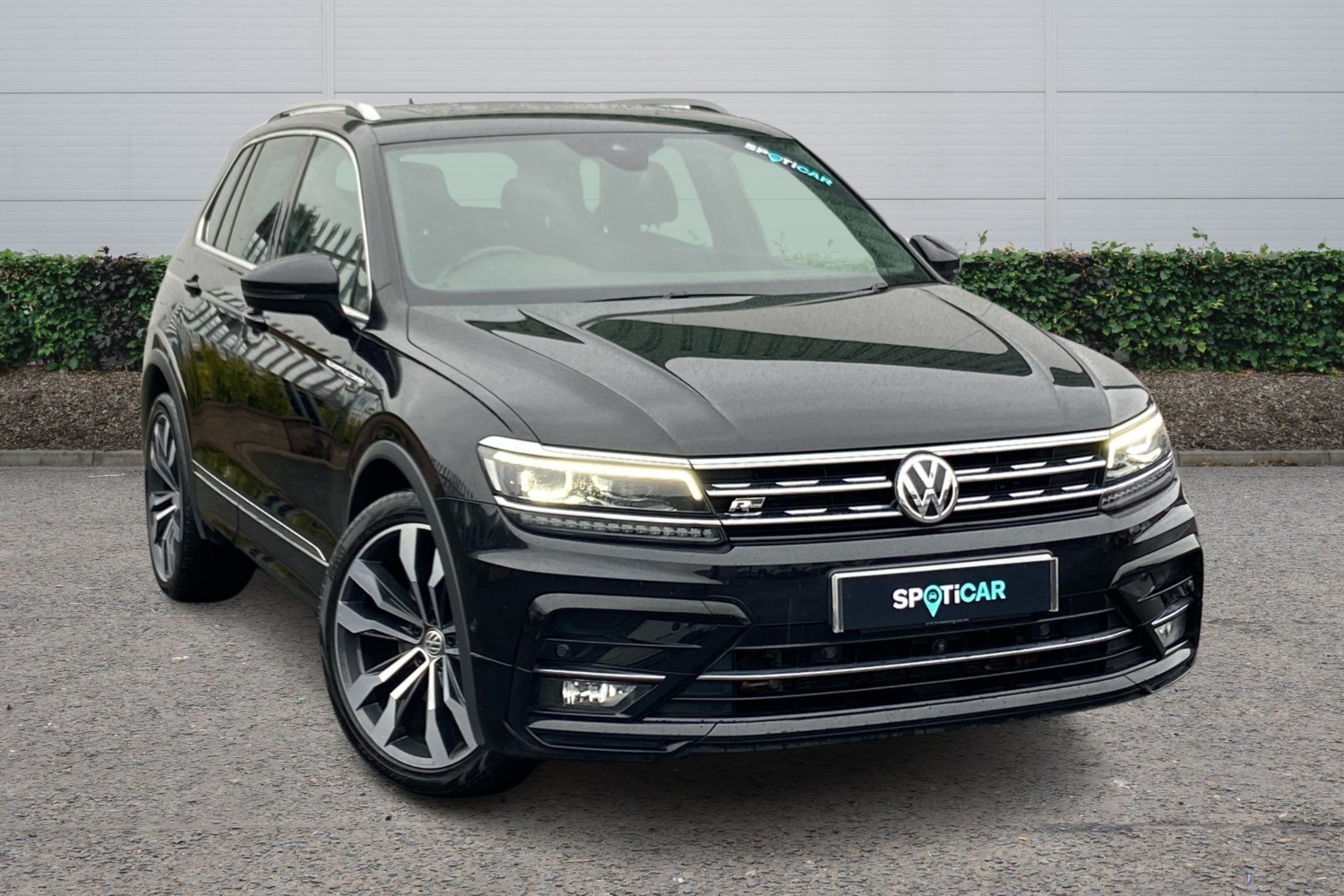 2020 used Volkswagen Tiguan 2.0 TDi DSG 150 4Motion R-Line Tech 5dr Semi Auto