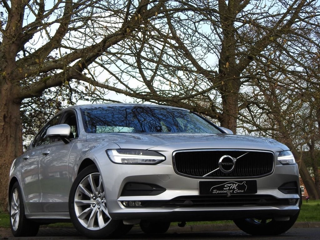 2020 used Volvo S90 2.0 T4 MOMENTUM PLUS 4d 188 BHP