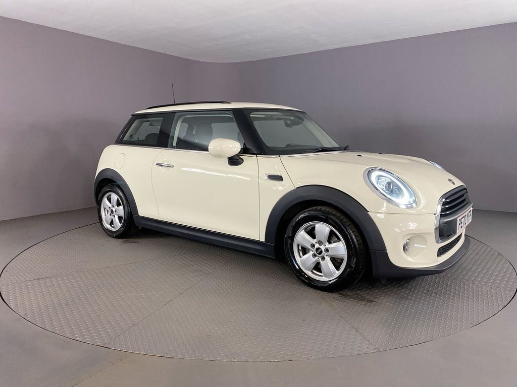 2020 used MINI Hatch 1.5 ONE CLASSIC 3d 101 BHP