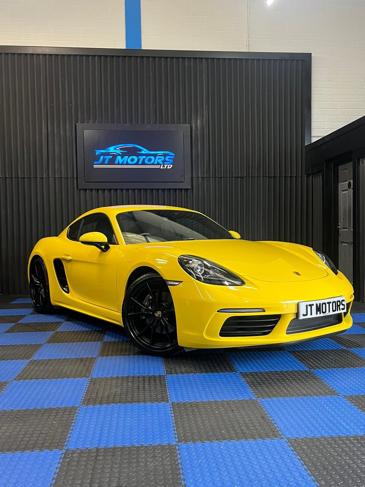 2022 used Porsche Cayman 2.0 2dr PDK