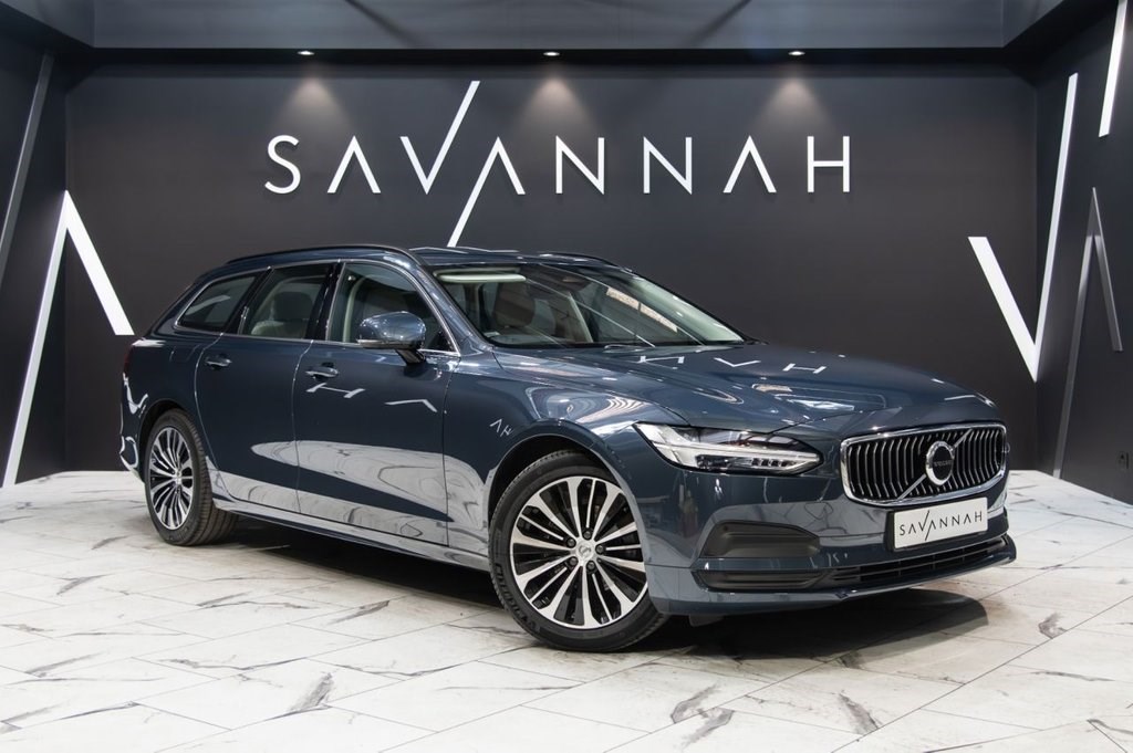 2022 used Volvo V90 2.0 B4 CORE MHEV 5d 195 BHP