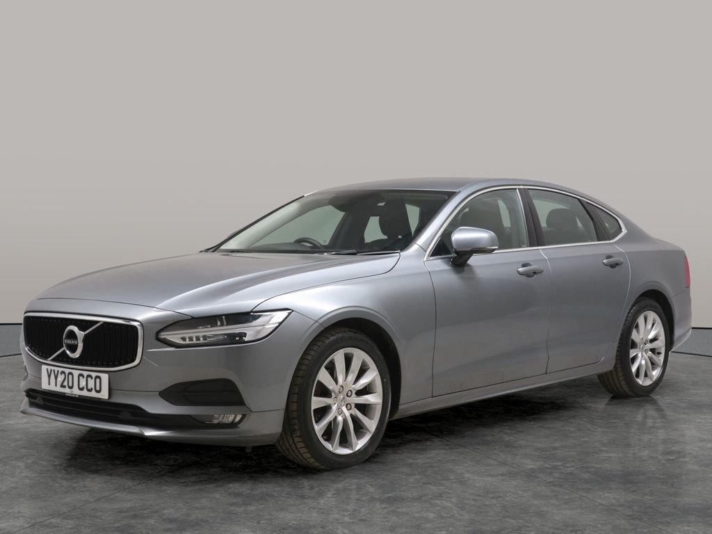 2020 used Volvo S90 2.0 T4 Momentum Plus (190 ps)