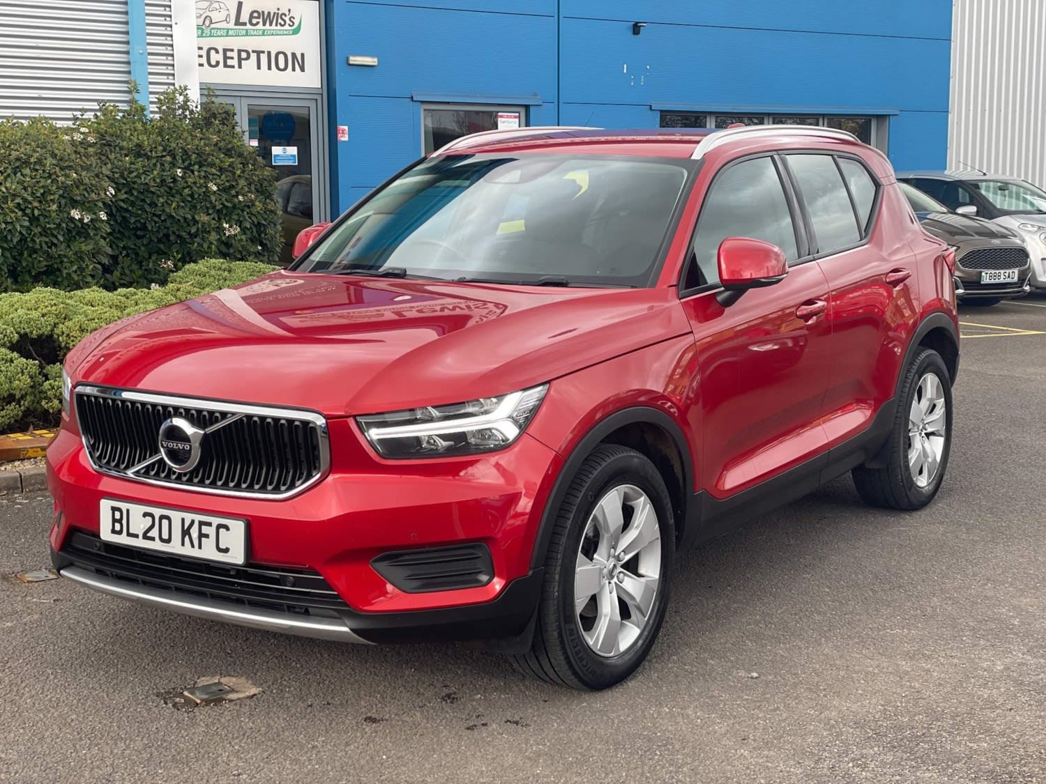 2020 used Volvo XC40 1.5 T3 Momentum Auto Euro 6 (s/s) 5dr