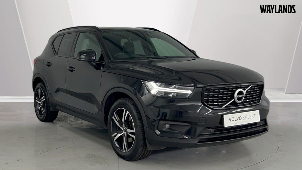 2021 used Volvo XC40 R-Design, T3 automatic