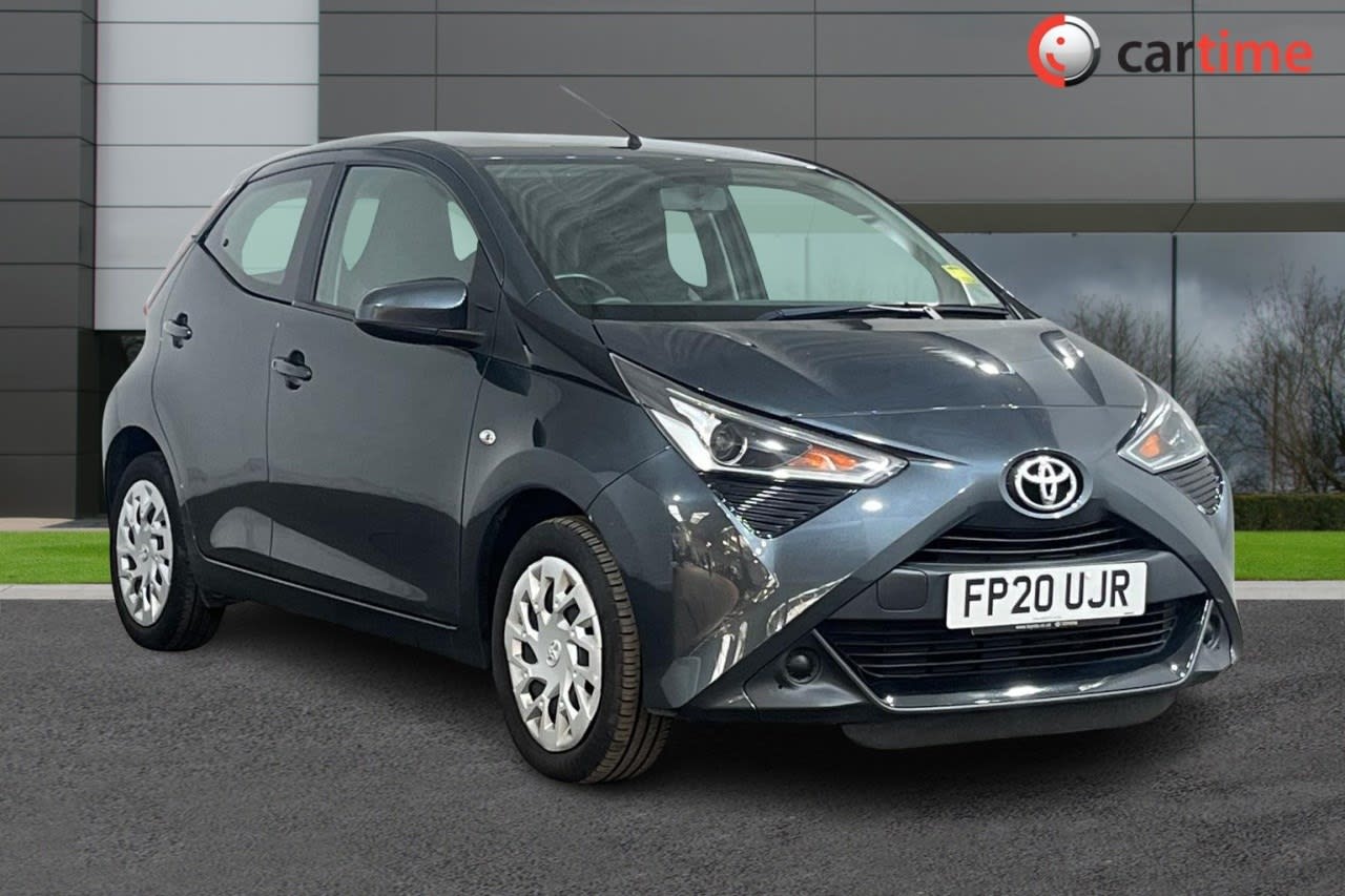 2020 used Toyota AYGO 1.0 VVT-I X-PLAY 5d 69 BHP Reversing Camera, Touchscreen Display, DAB Digit