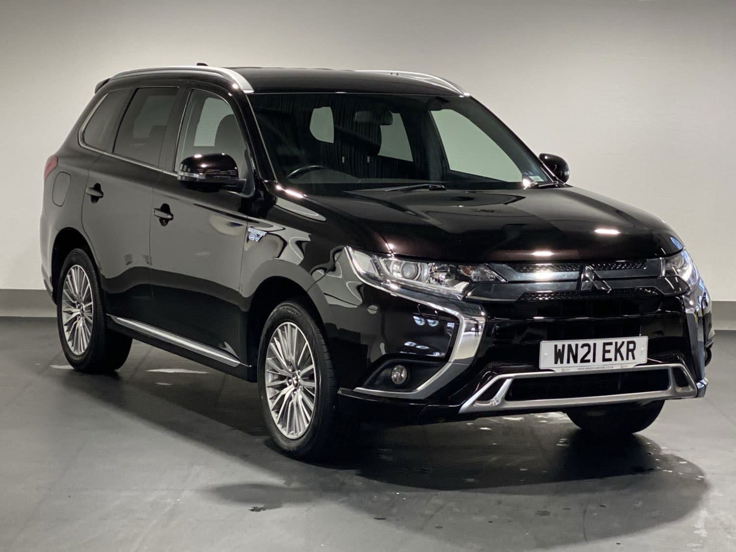 2021 used Mitsubishi Outlander 2.4 PHEV Dynamic 5dr Auto