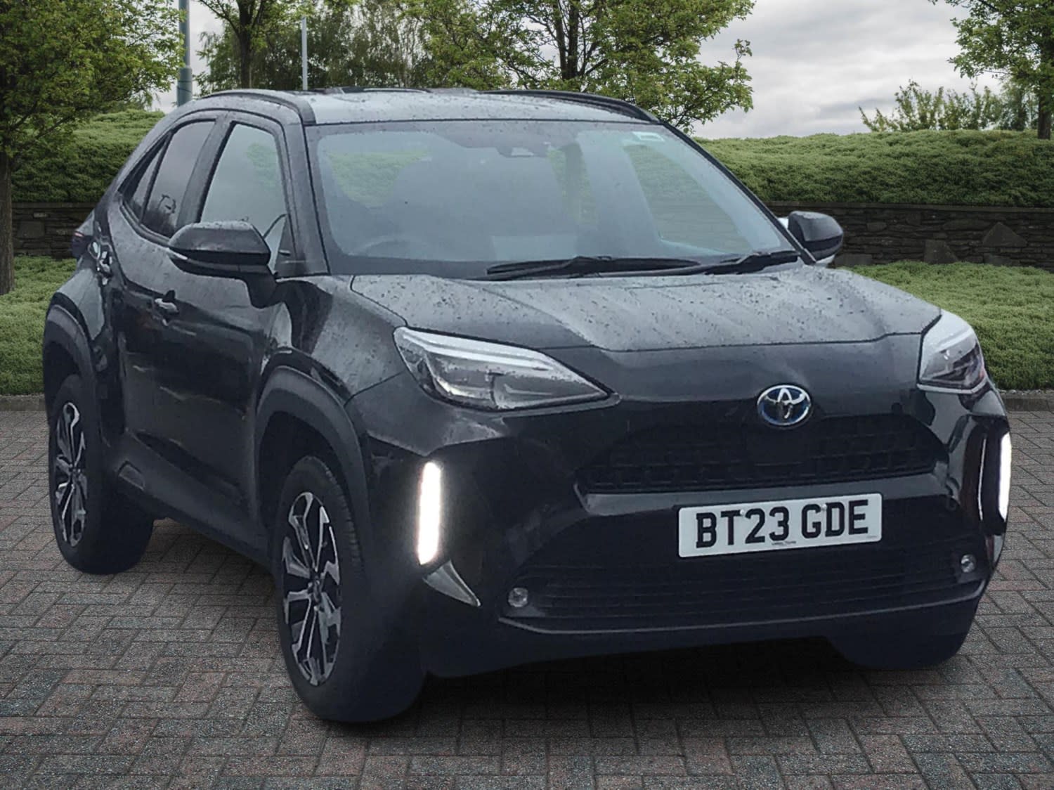 2023 used Toyota Yaris Cross 1.5 Hybrid Design 5dr CVT