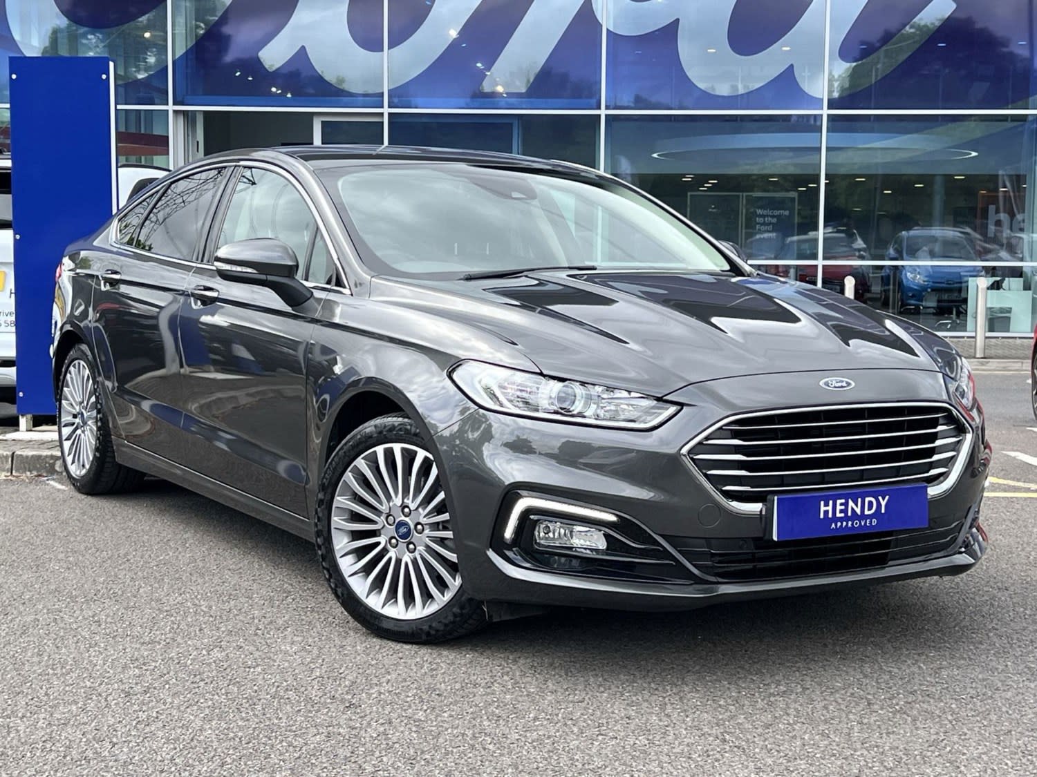 2021 used Ford Mondeo HYBRID Titanium Edition