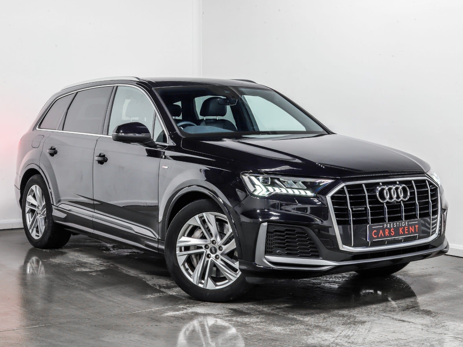 2021 used Audi Q7 Estate S Line