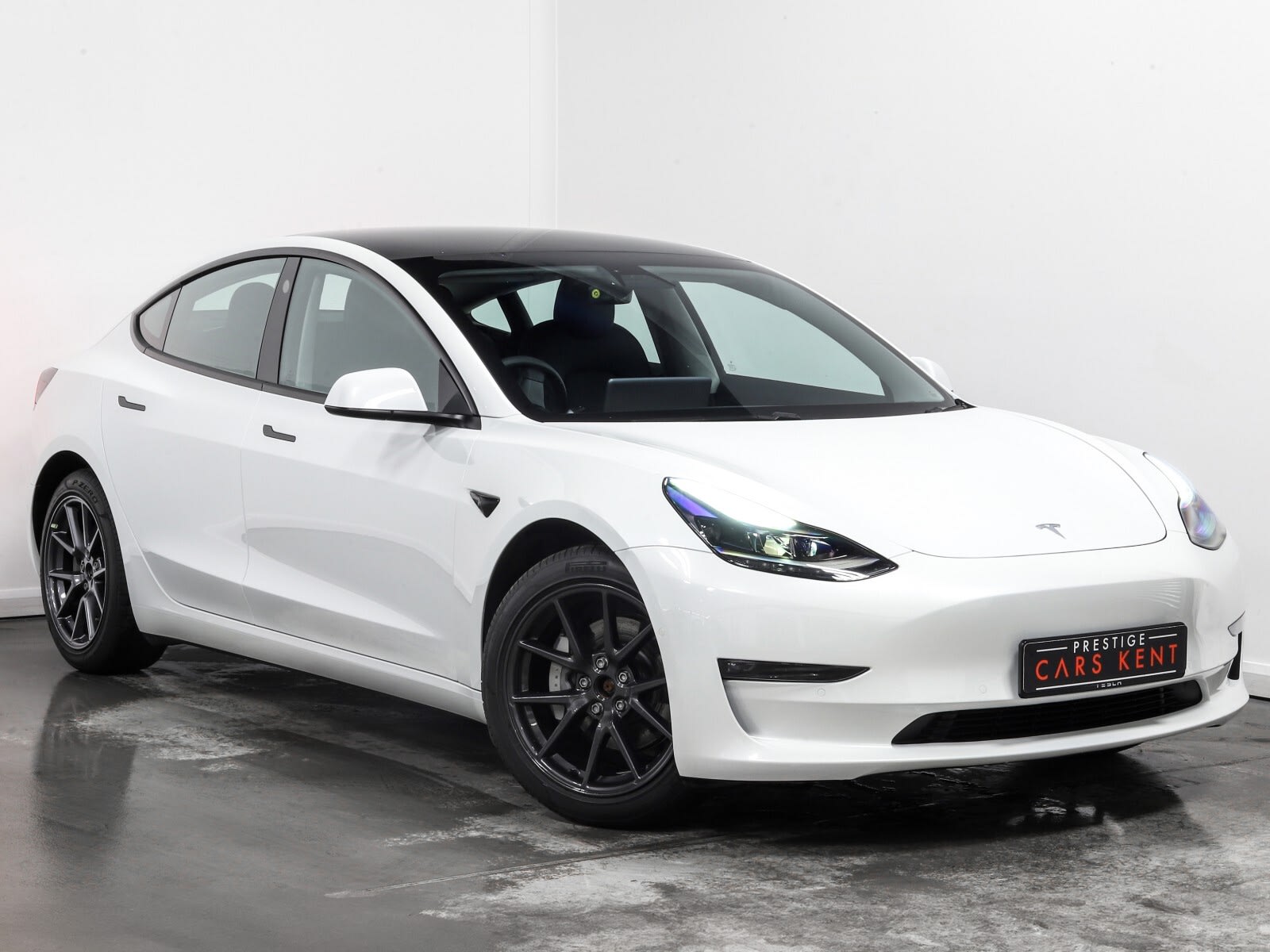 2021 used Tesla Model 3 Saloon Long Range