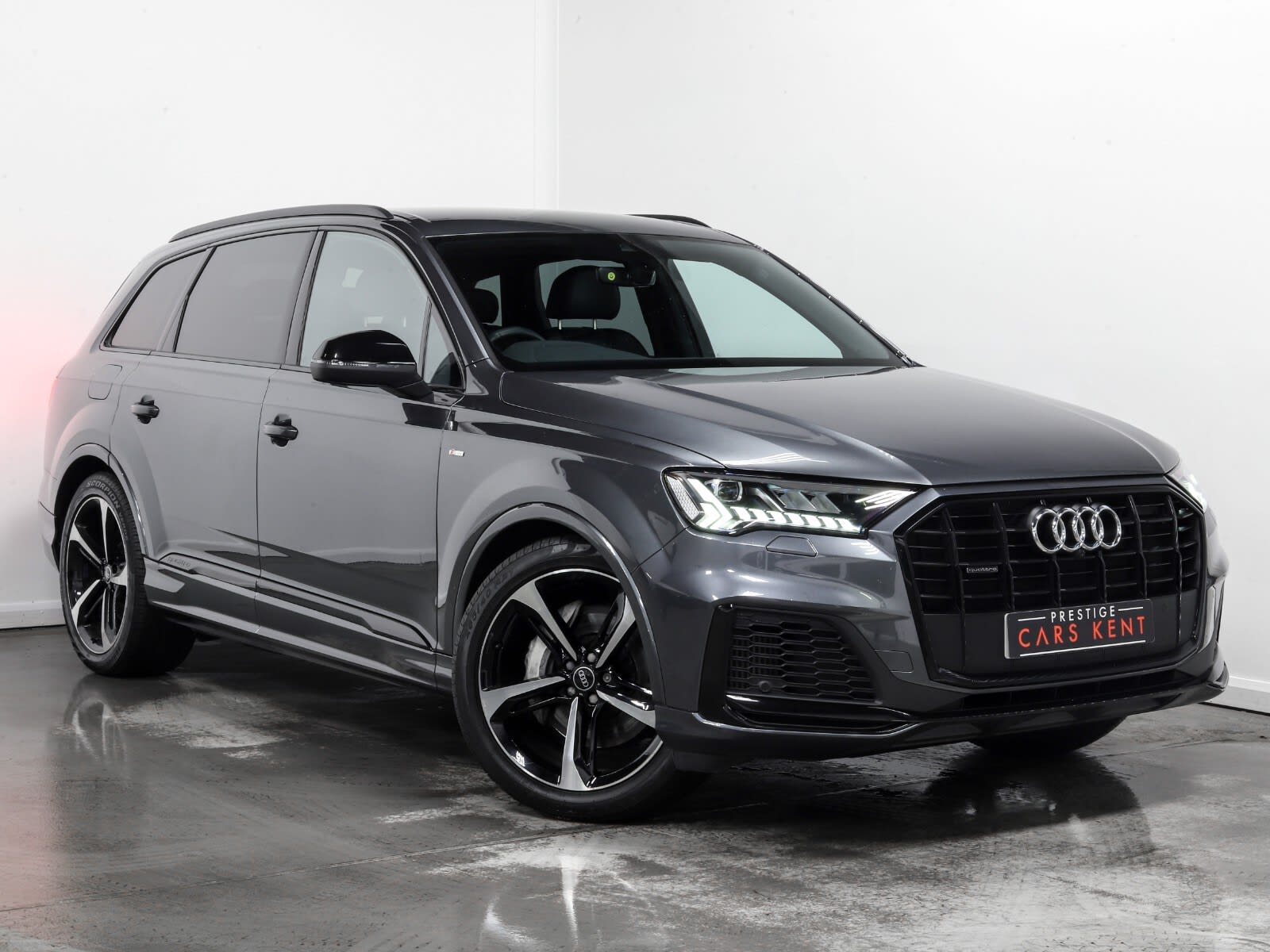 2021 used Audi Q7 Estate Black Edition