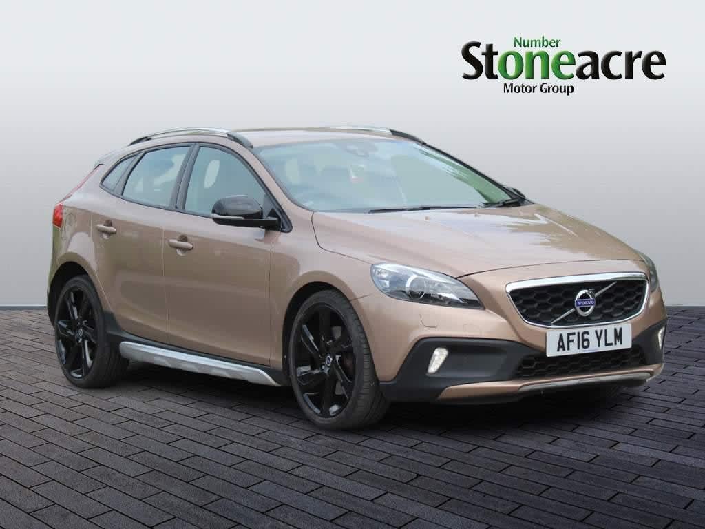 2016 used Volvo V40 Cross Country Lux