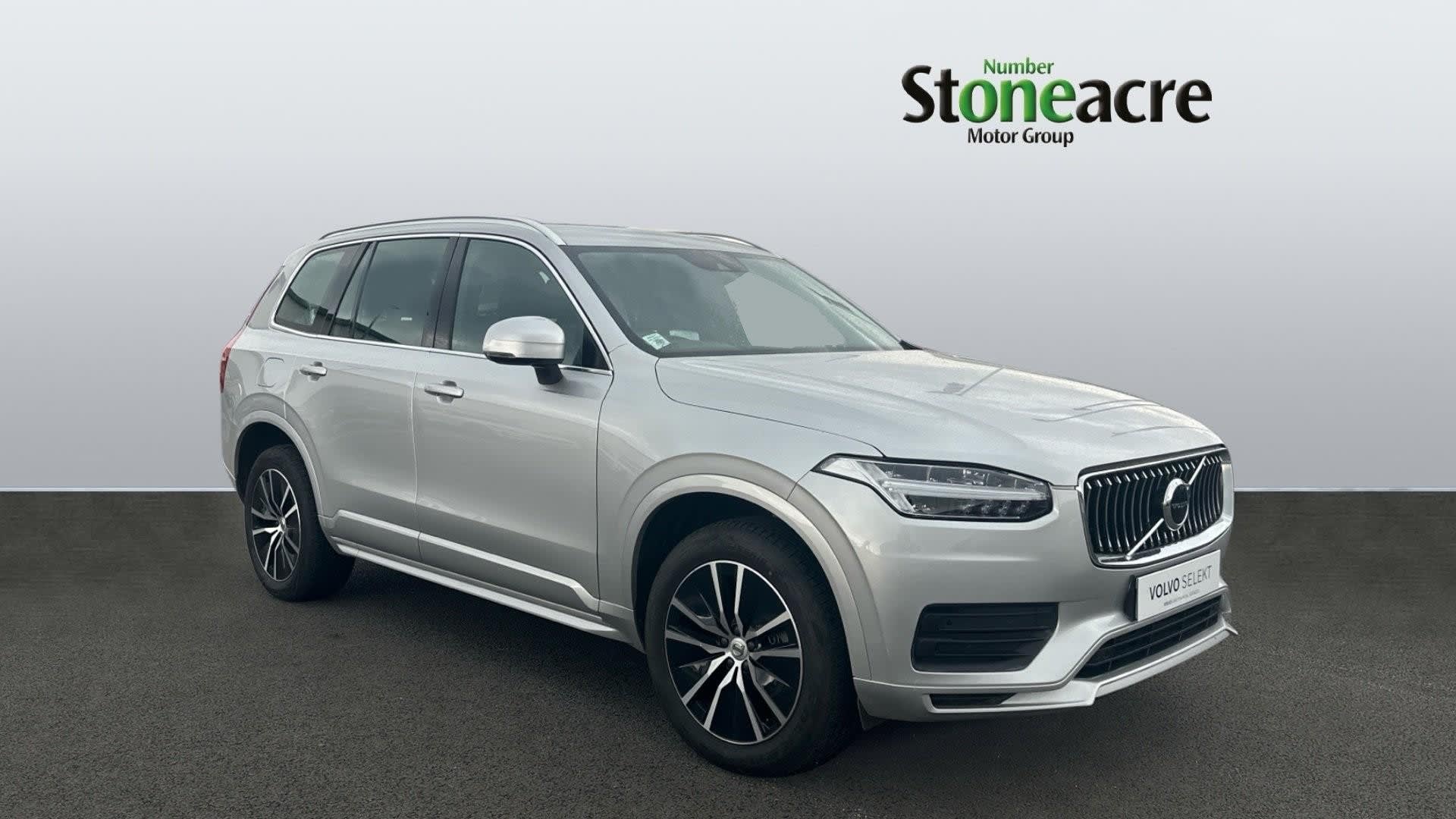 2021 used Volvo XC90 Momentum