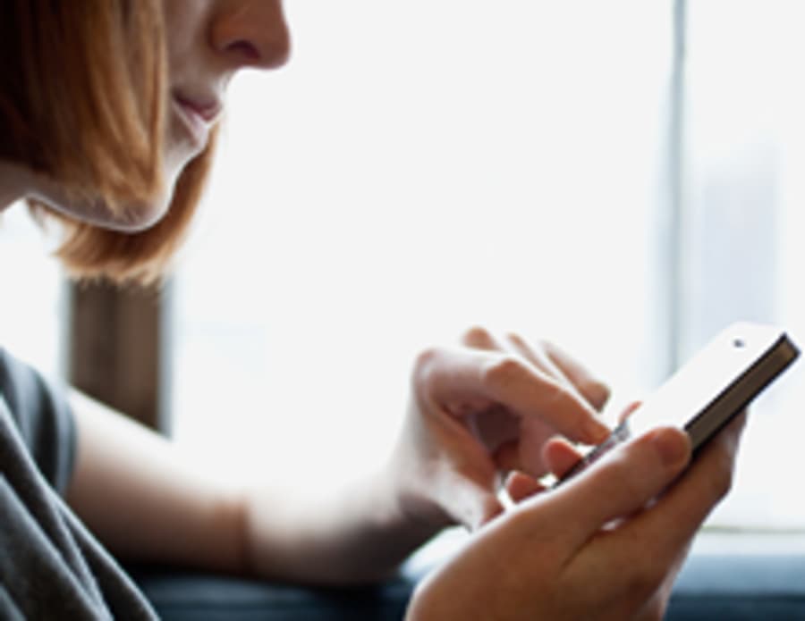 Vrouw met smartphone