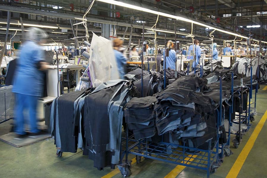 Arbeidsomstandigheden in fabrieken nieuws 1200x800