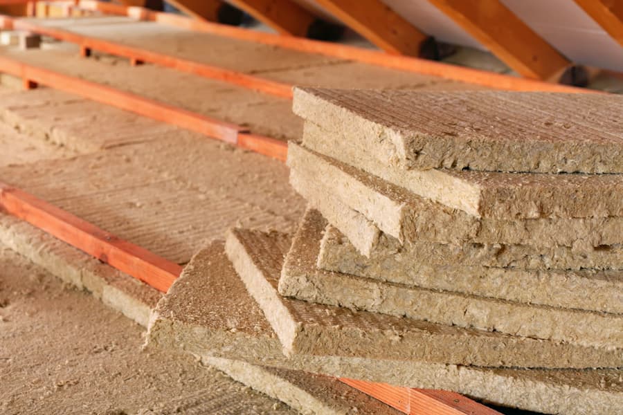 aanbrengen van isolatiemateriaal 1200x800