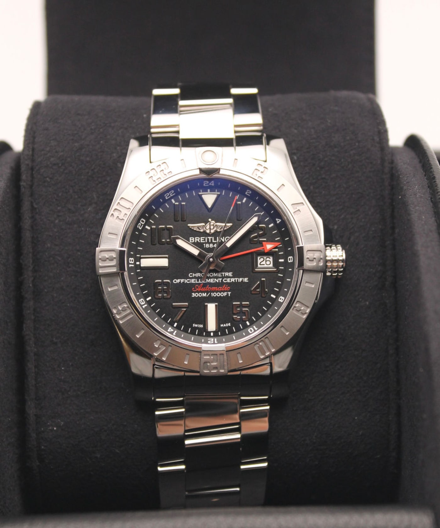 BREITLING Avenger II GMT 43mm