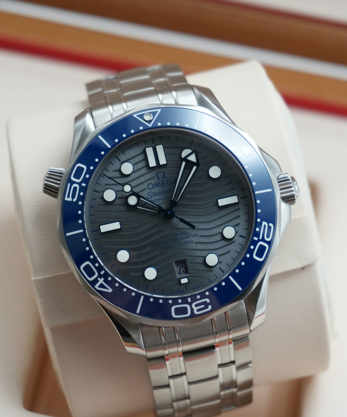 OMEGA Seamaster Diver 300m 42mm