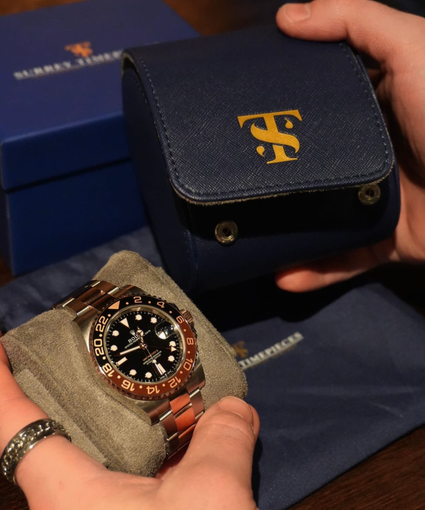 ST ‘Signature’ Luxury Leather Watch Roll
