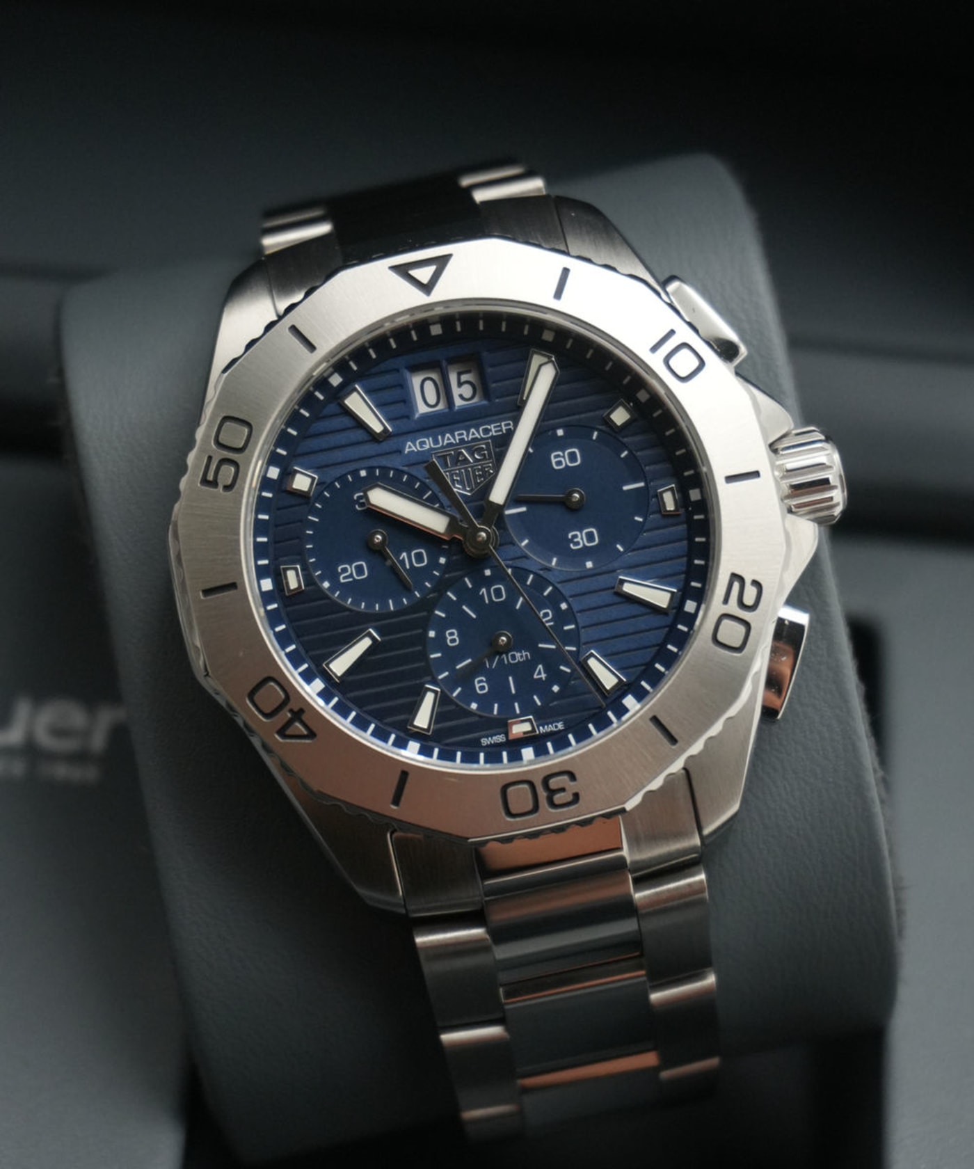 TAG Heuer Aquaracer Professional 200 Chronograph 40mm