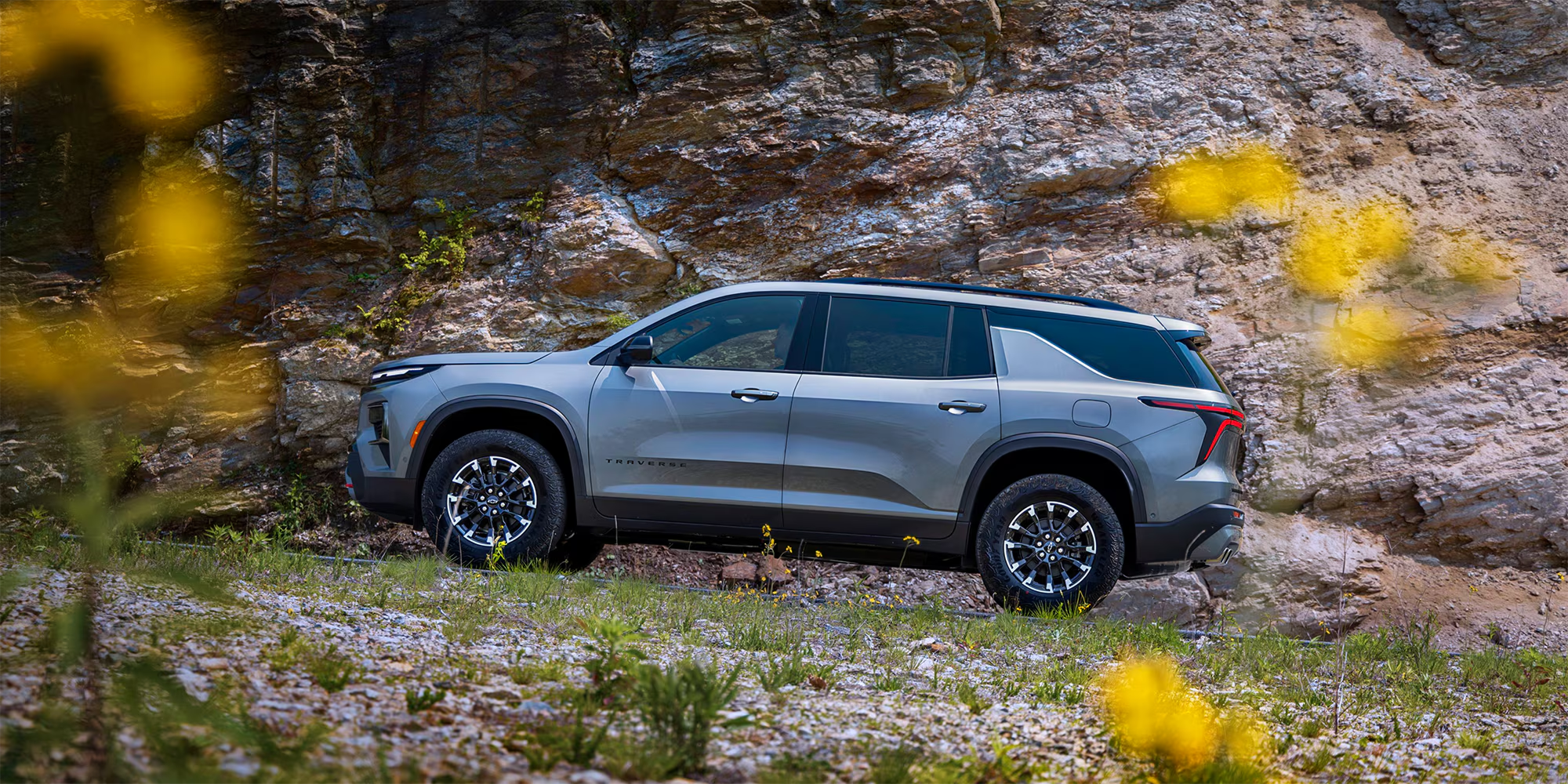 2026 Chevrolet Traverse outside