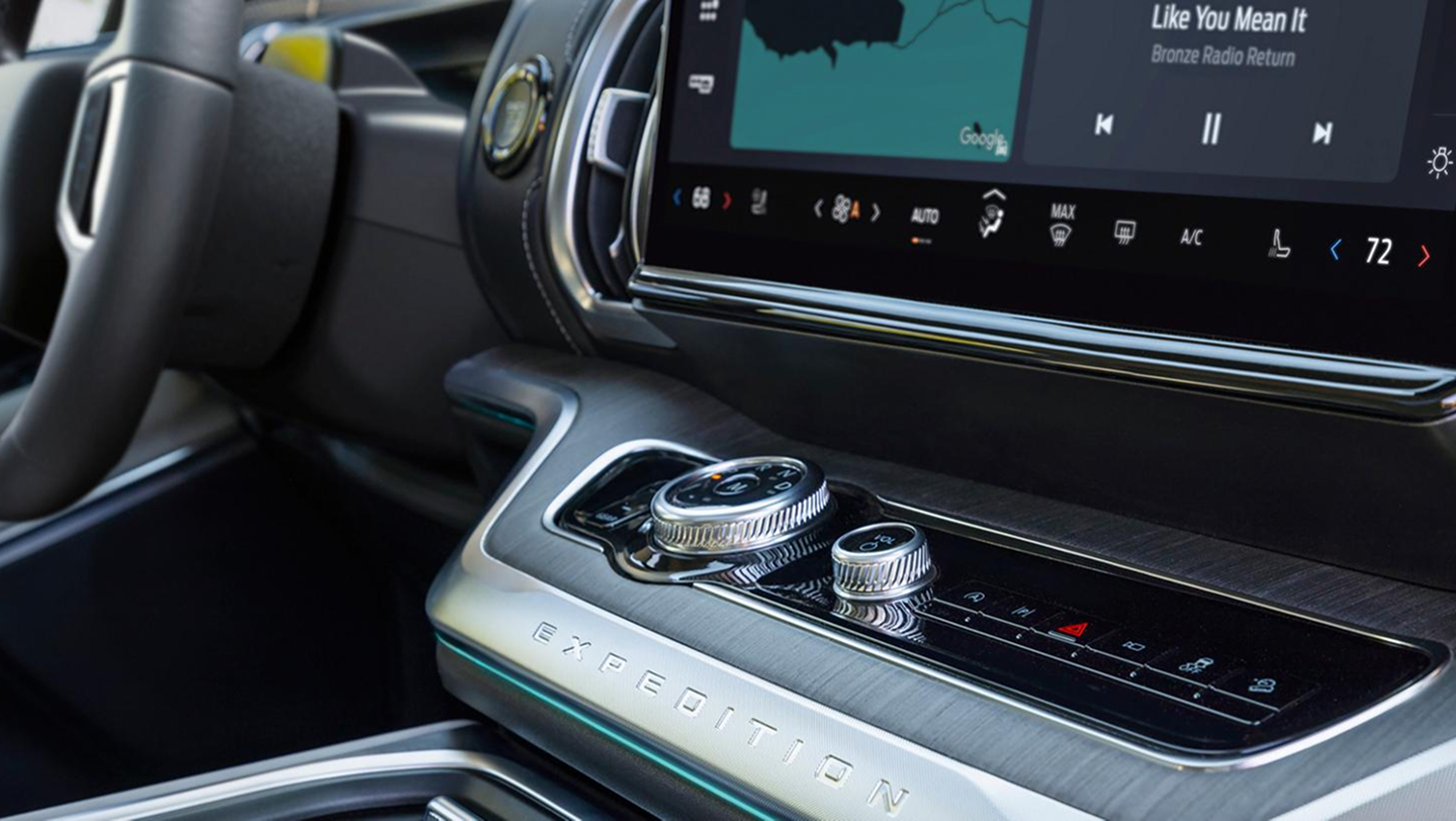 close up dash and steering wheel expedition