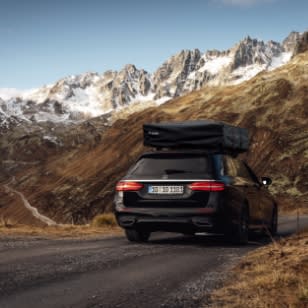 240821-Camping-bei-schnee-im-Winter-kalte-Jahreszeit-mobile