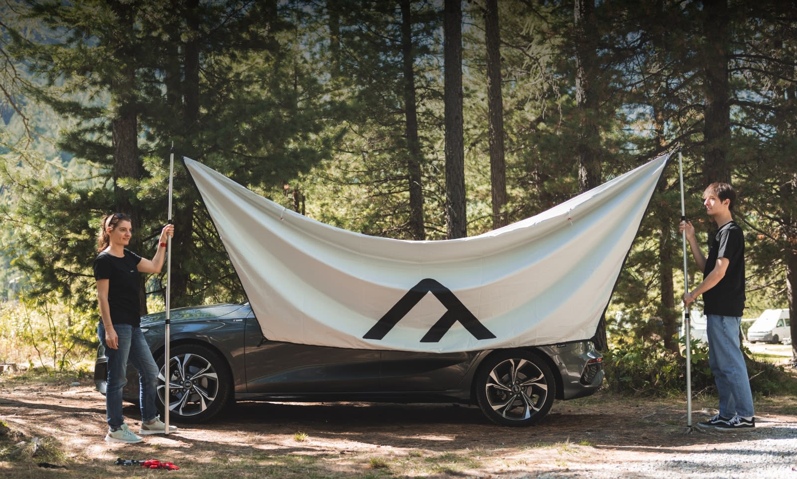 01_Rethink_qeedo_NR05_Desktop_Mobile