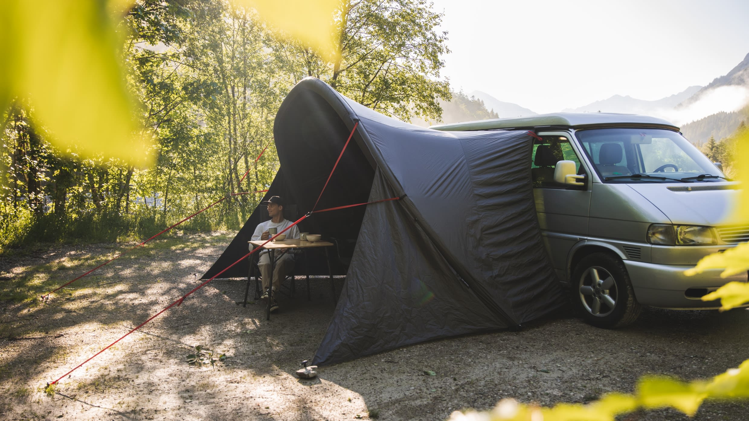 05_Air_Canopy_Image_Trenner_NR01_Desktop_Mobile