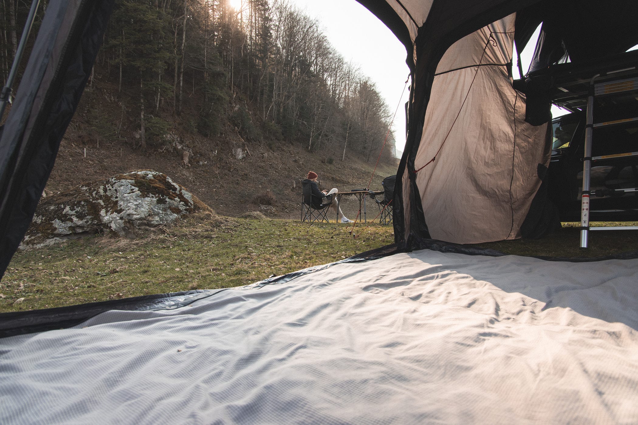 04_Comfort_Carpet_Parallax_NR01_Mobile