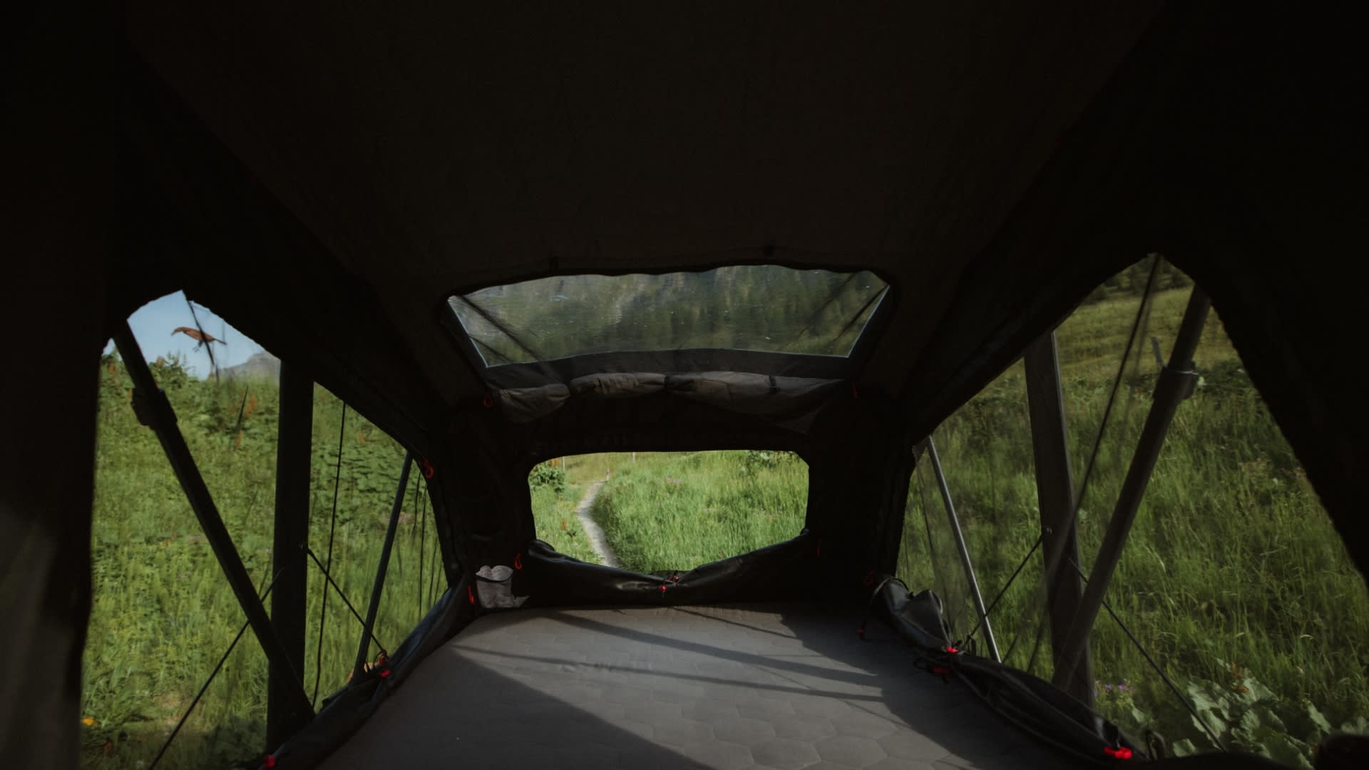 250812_QDO_Freedom_Hybrid_2_Liegefläche_DS_V01_N01