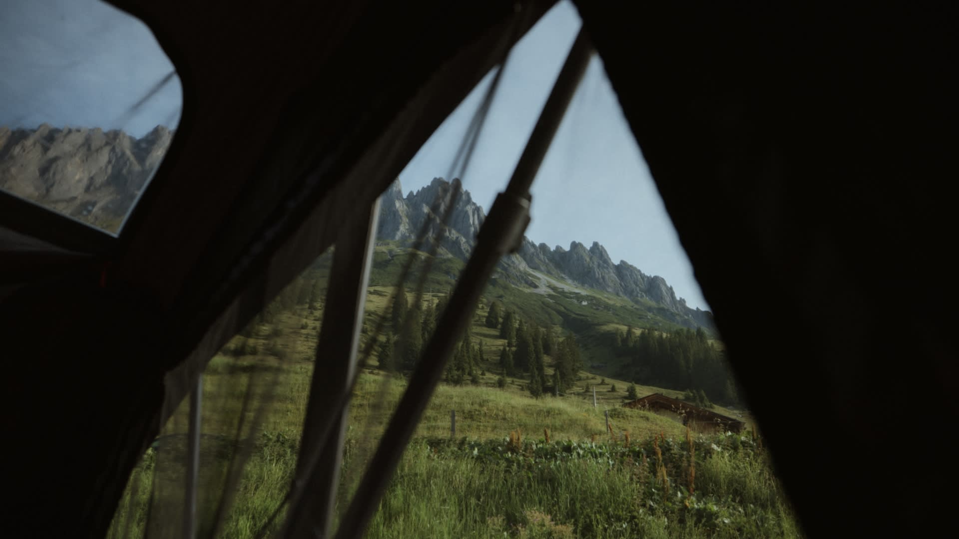 250812_QDO_Freedom_Hybrid_2_Moskitos_DS_V01_N01