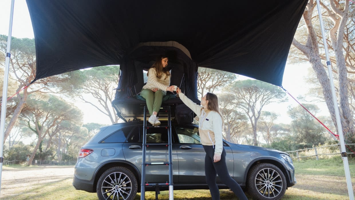 240709-Freedom-Tarp-geschützt-im-Dachzelt
