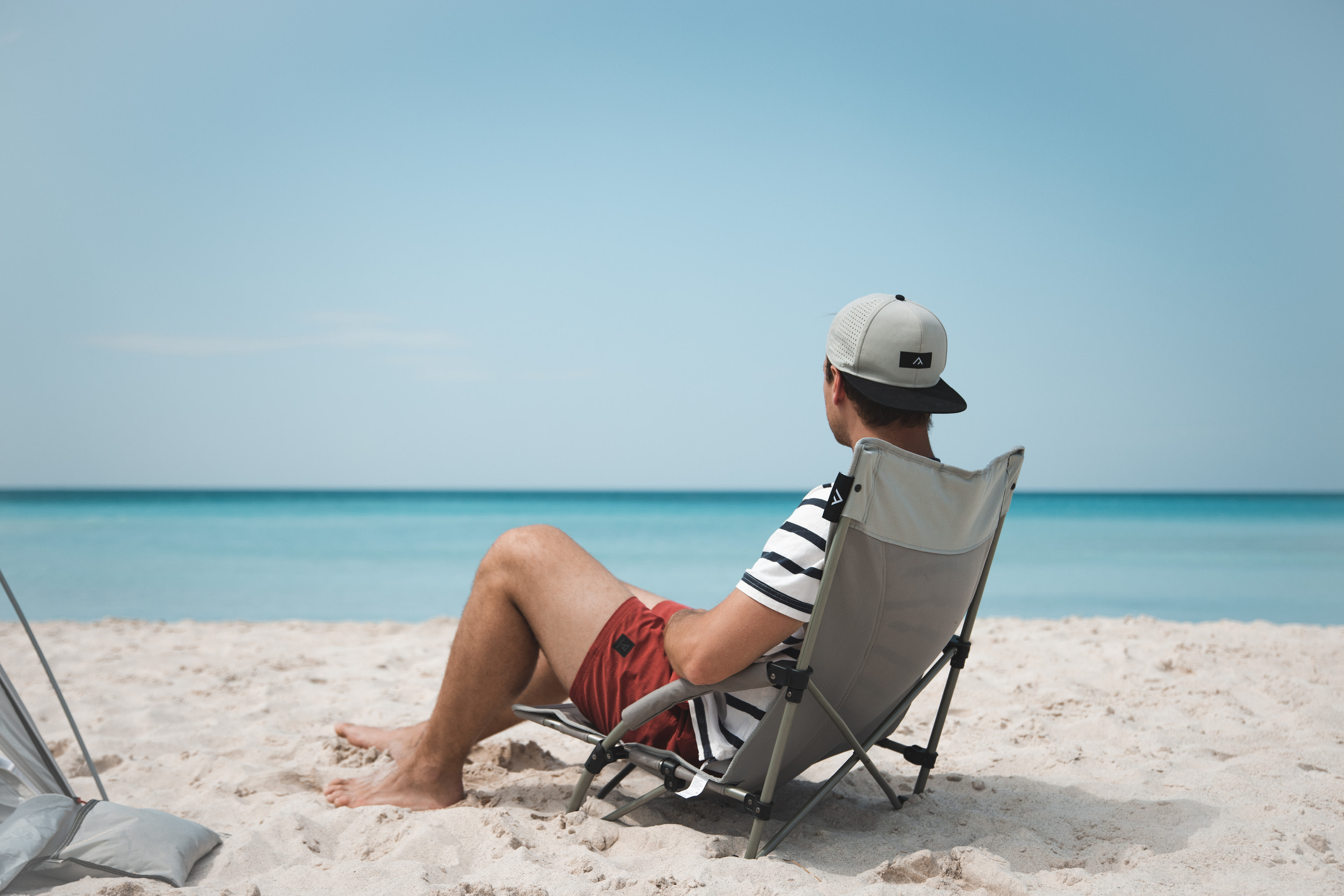 01_Johnny_Beach_Flexibel_NR01_Desktop_Mobile