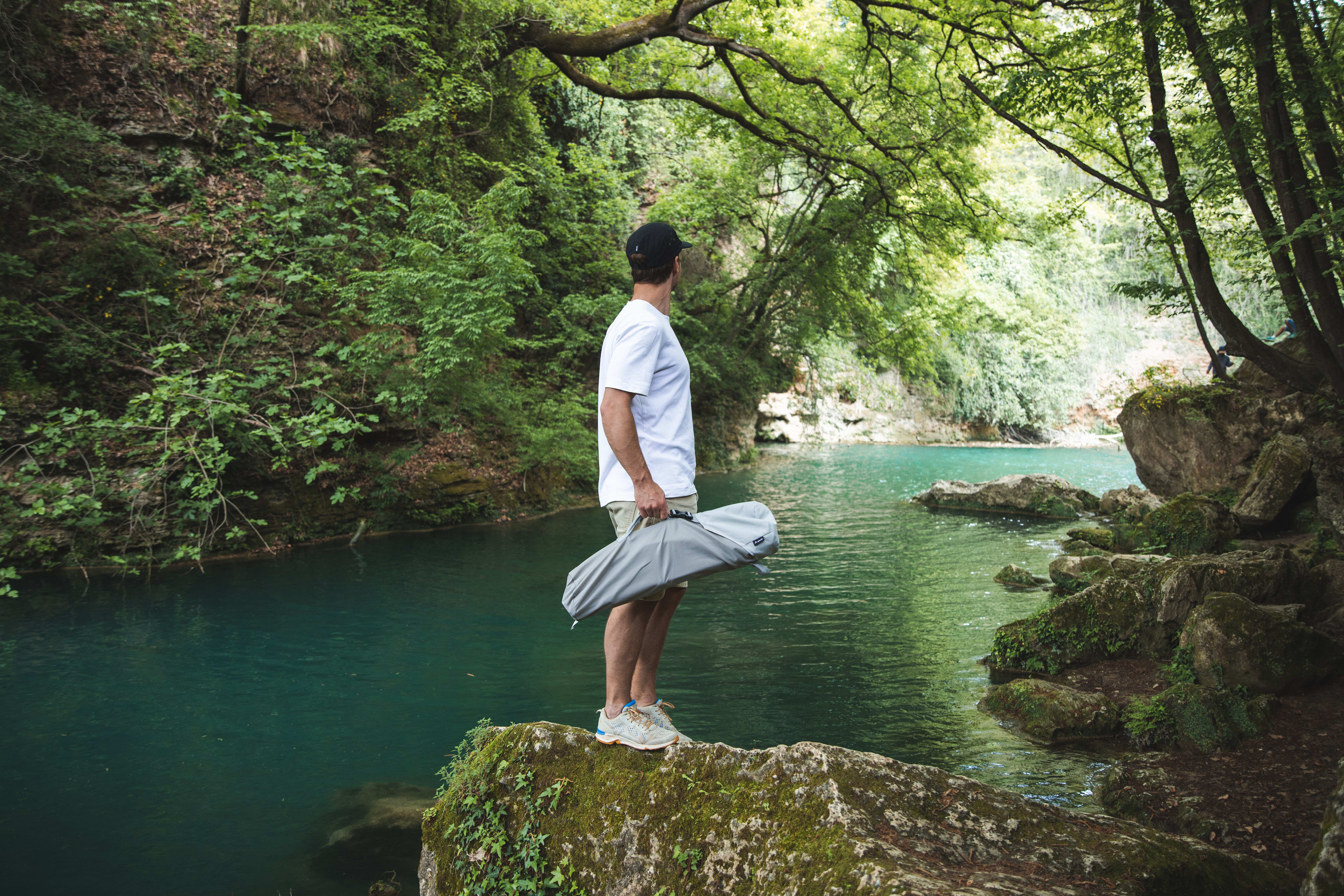 01_Johnny_Beach_Flexibel_NR03_Desktop_Mobile