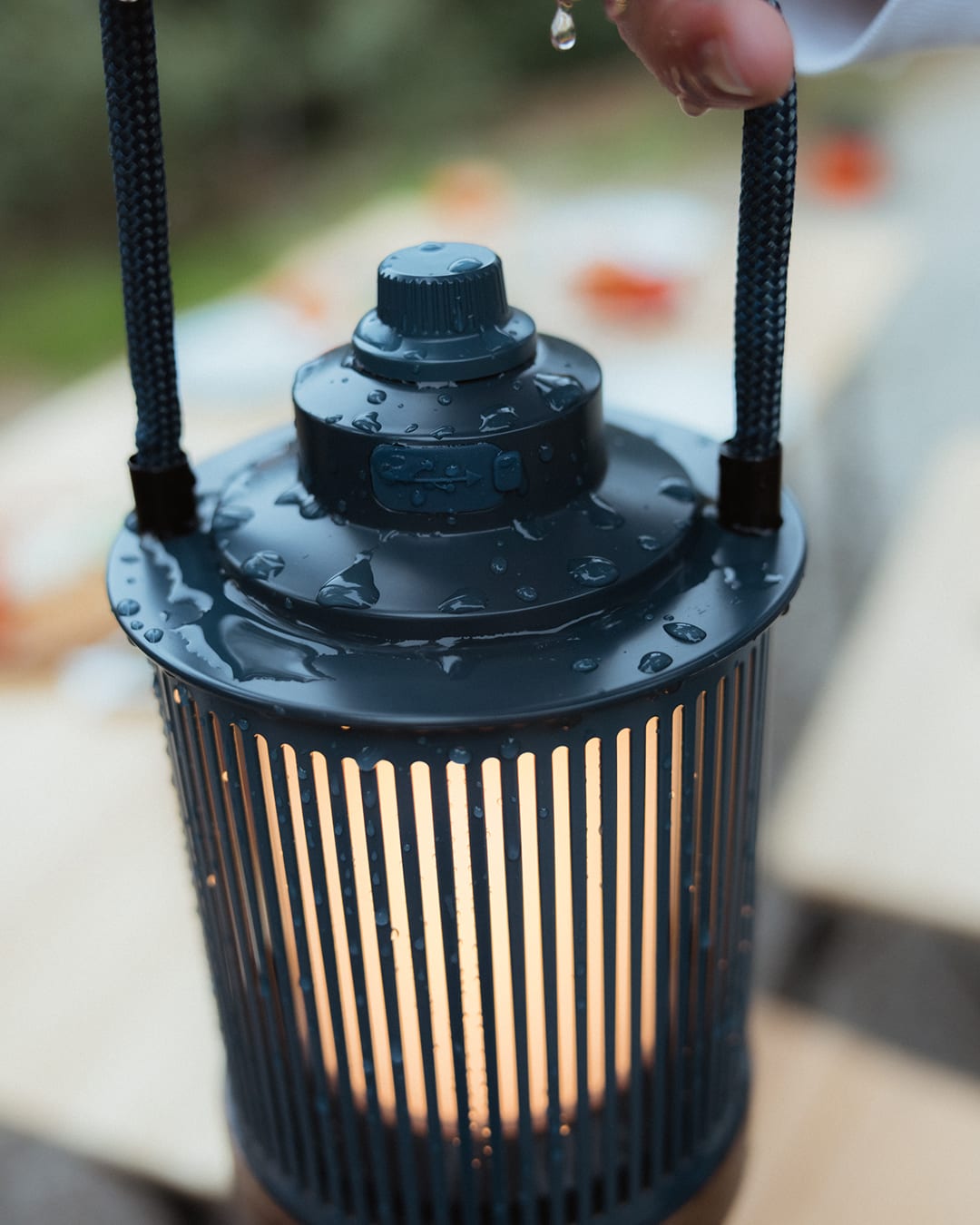 250402_QDO_Lucia_PDS_16x9_V01_NR10