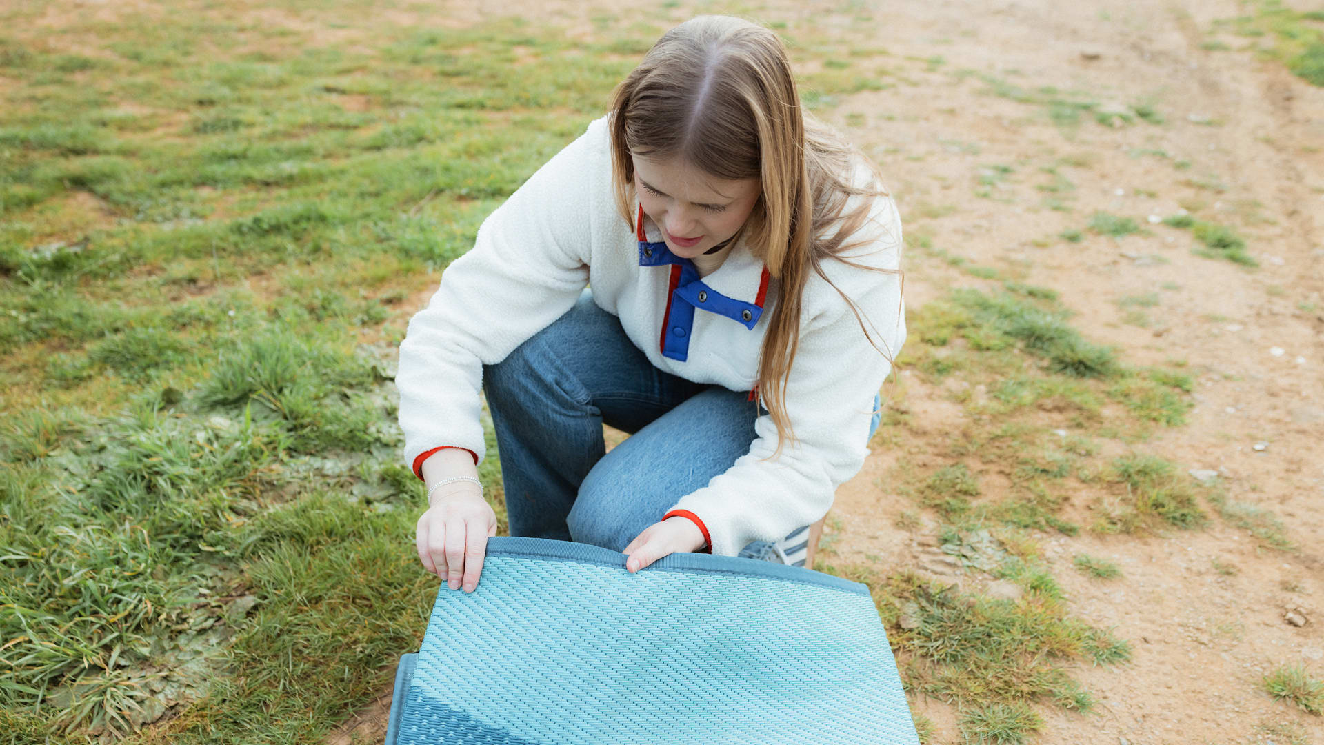 250521_QDO_PDS_Outdoor_Carpet_16x9_V01_NR05