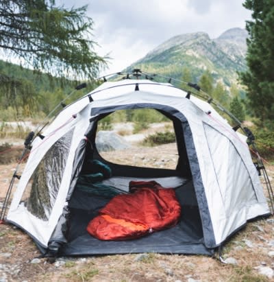 01_Quick_Oak_Dark_Series_Schnell_aufgebaut_NR02_Desktop