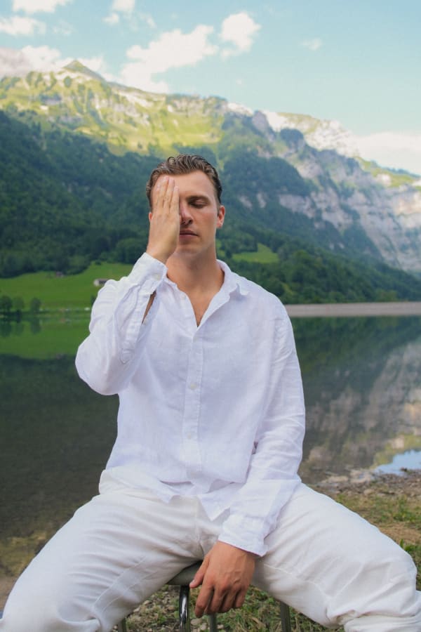 Personal health and breathwork session outdoors in nature — hyht Zurich