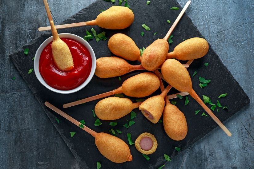 Corn dogs i Danmark - Sådan laver man corn dogs