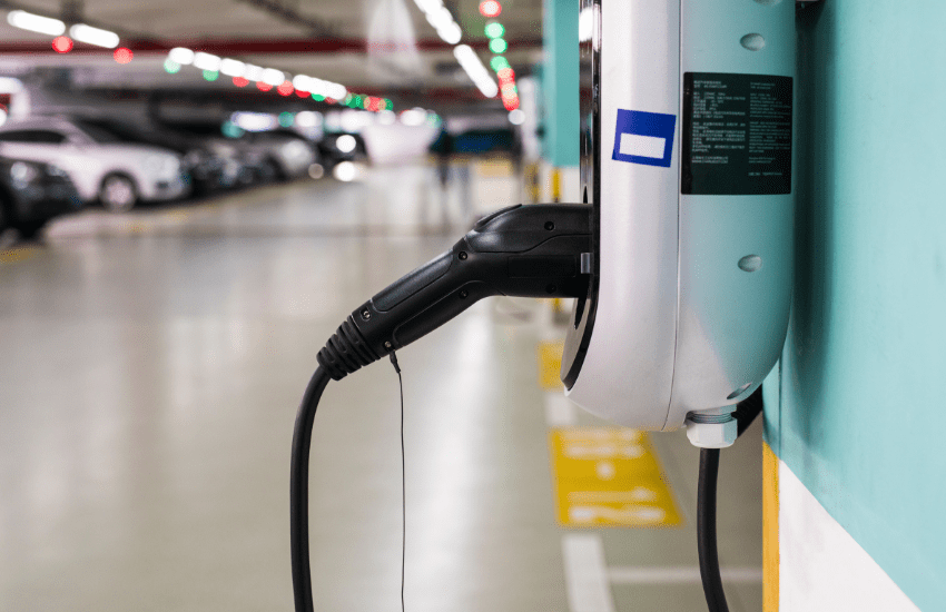 Tesla Model 3 kåret til den sikreste bil