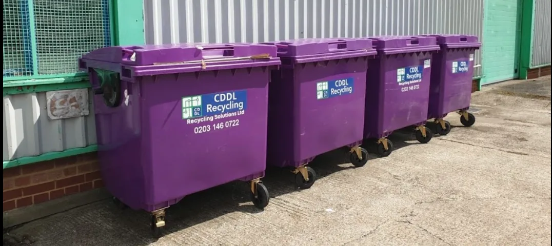 Contracts for waste service providers